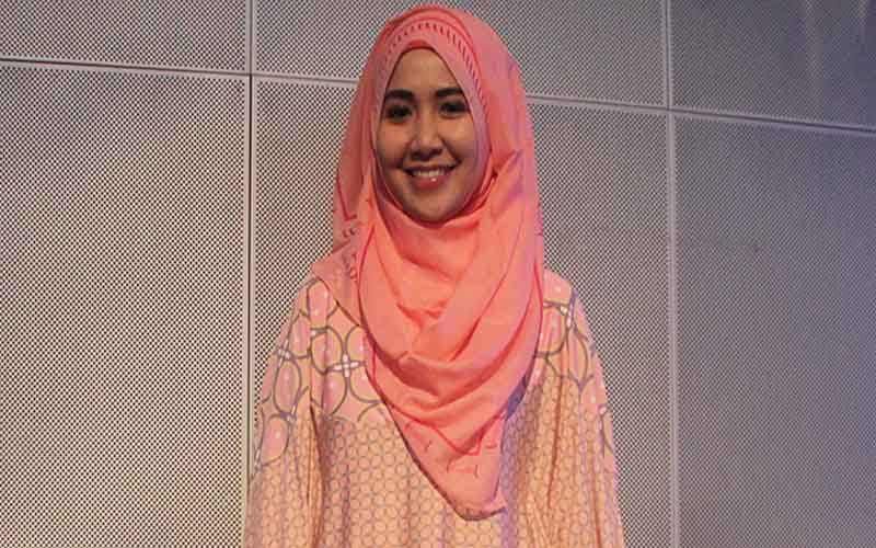 Tips Menjadi Public Speaker dari Teh Putri Dwiandari