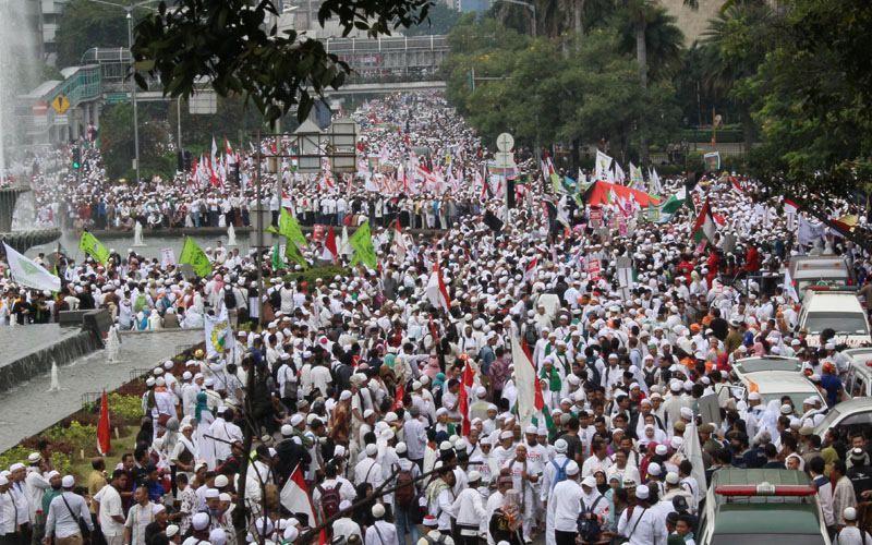 Mengawal Sidang Ahok, Kisah Warga Sumbawa Ini Begitu Mengharukan
