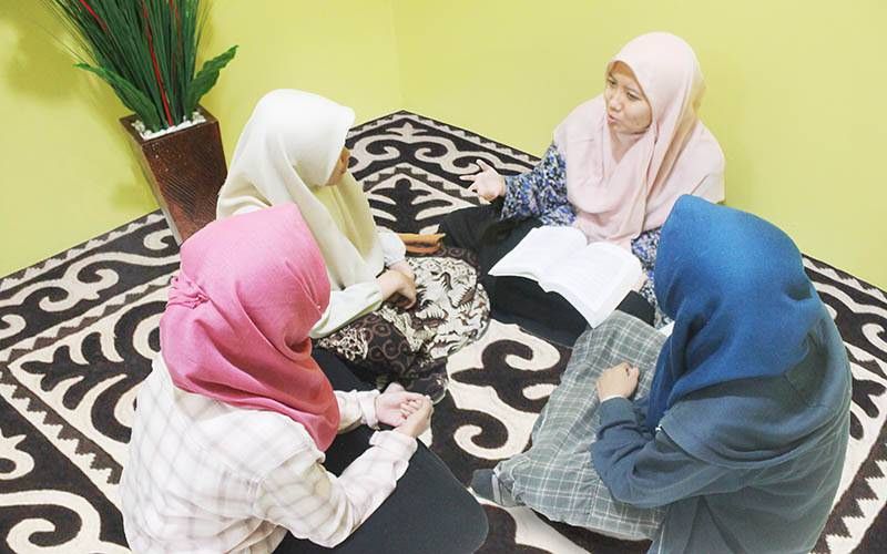 Inilah 11 Adab dan Keutamaan Menuntut Ilmu