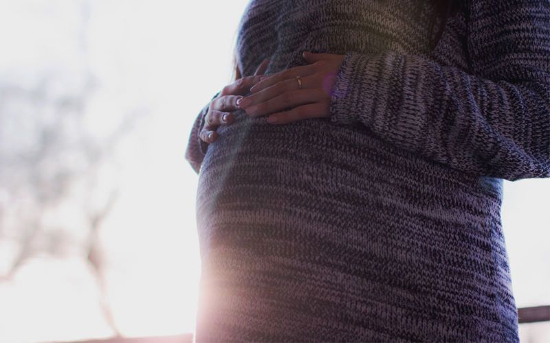 10 Manfaat Memperdengarkan Murottal Untuk Janin