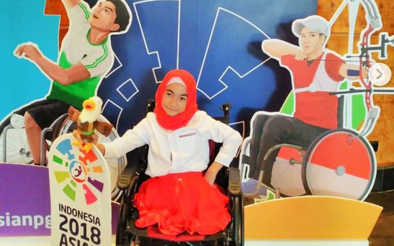 Semangat Juang Bulan Karunia, Si Cantik Berkursi Roda