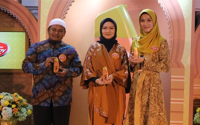 Mencoba Sabun dengan Kandungan Madu dan Habbatussauda dari Varian Baru Lifebuoy