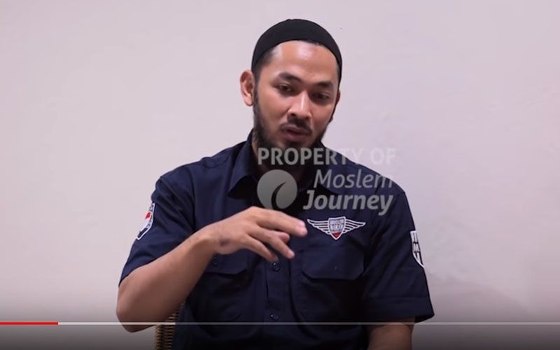 Kisah Hijrah Uki Eks Noah, Dipertemukan dengan Keindahan Islam Usai Umroh