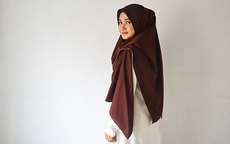 Trend Hijab Anti Air, Cocok Digunakan Sehari-Hari
