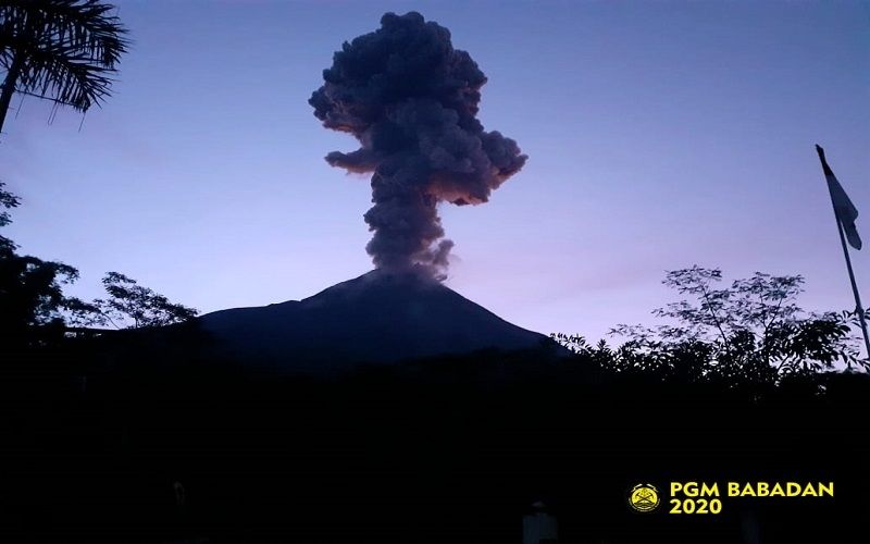 Gunung Merapi Erupsi, Warga Diharapkan Tetap Tenang