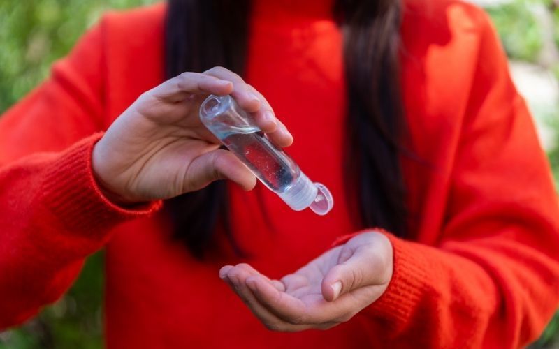 Waspada Bahaya Hand Sanitizer Buatan Sendiri