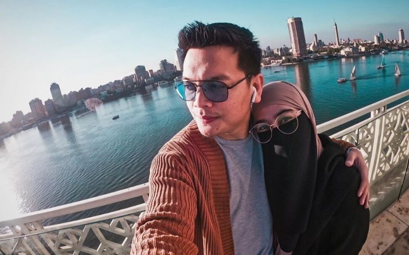 Aksi Natta Reza dan Wardah Bagikan Bantuan Tuai Pujian