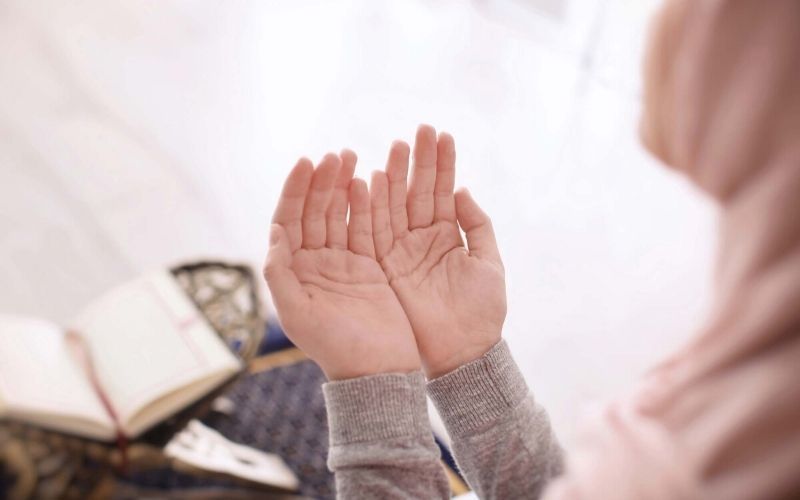 Bacaan Qunut Nazilah, Doa di Saat Umat Muslim Ditimpa Musibah