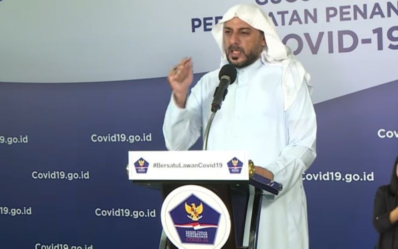 Sambil Berderai Air Mata, Syekh Ali Jaber Minta Masyarakat Bermunajat di Ramadhan Tahun Ini