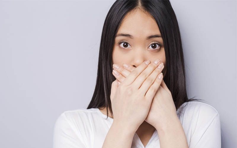 5 Cara Ampuh Hilangkan Cegukan Saat Berpuasa