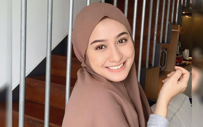 Selebgram Helmi Nursifah Melahirkan Putra Pertama