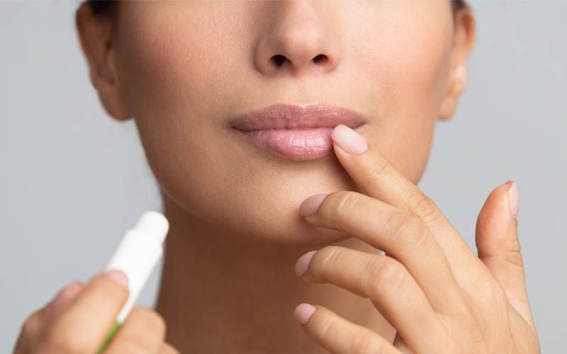 5 Rekomendasi Lip Balm di Bawah 100 Ribu Untuk Atasi Bibir Kering Saat Berpuasa