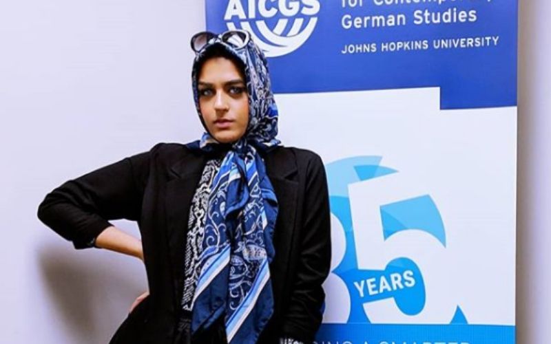 Perjalanan Hidup Amani Al-Khatahtbeh, Muslimah Pertama yang Mencalonkan diri di Kongres AS