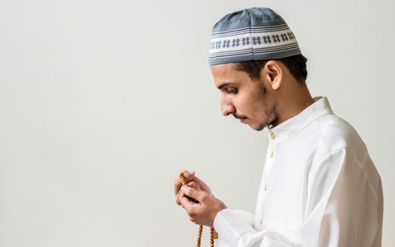 Sering Merasa Waswas dan Ragu? Perbanyaklah Doa Ini