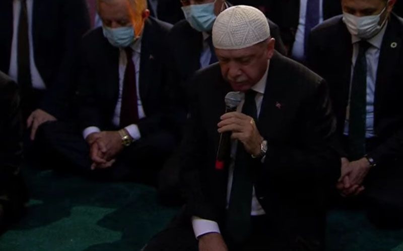 Shalat Jumat di Hagia Sophia, Erdogan Lantunkan Ayat Al Qur'an