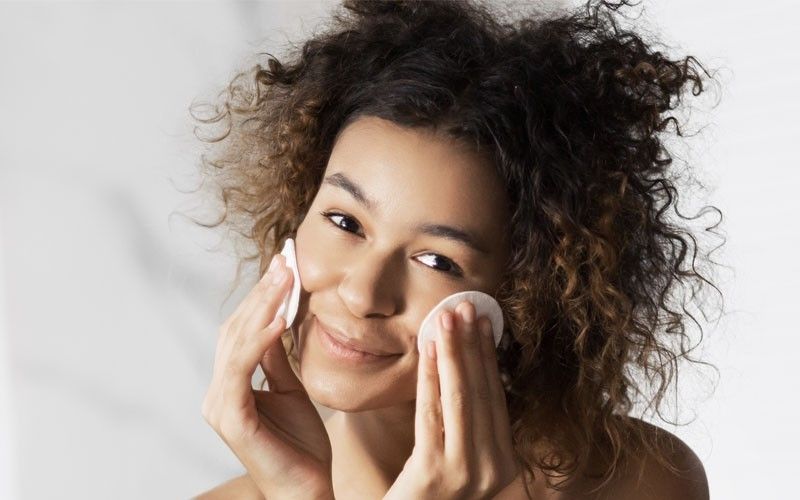5 Kegunaan Micellar Water yang Belum Diketahui Banyak Orang
