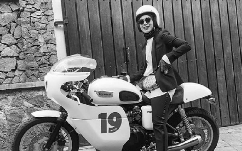 7 Potret Artis Muslimah yang Ikut Meramaikan #womensupportingwomen