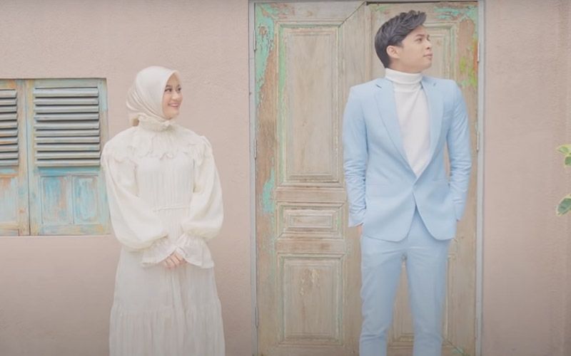 Lirik Lagu Kuyakin Bahagia - Rey Mbayang & Dinda Hauw