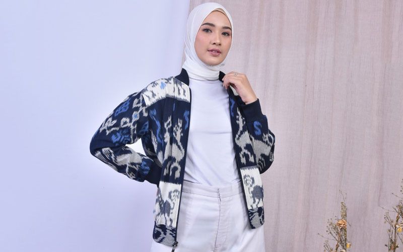 Biar Tampil Modis, Yuk Intip 6 Ide OOTD Hijab yang Sedang Tren
