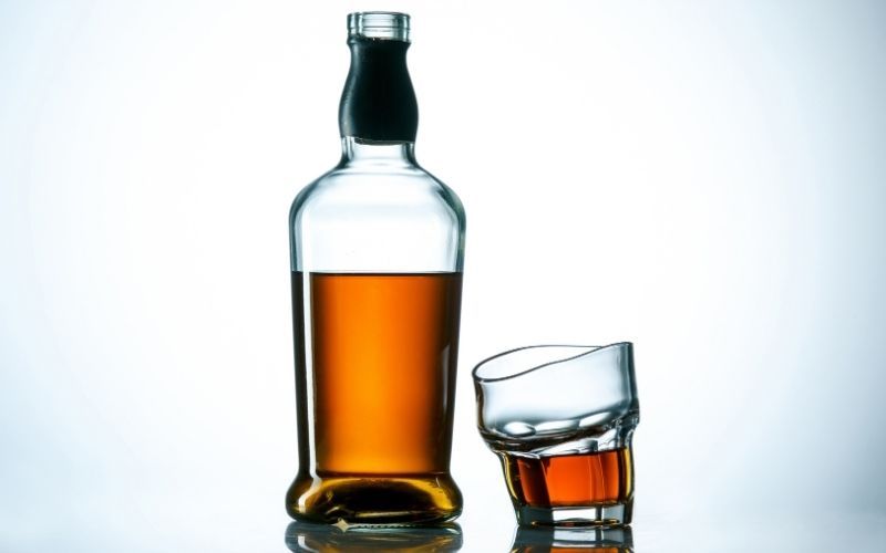 Jadi Biang Segala Keburukan, Ini Hikmah Dilarangnya Minuman Keras dalam Islam