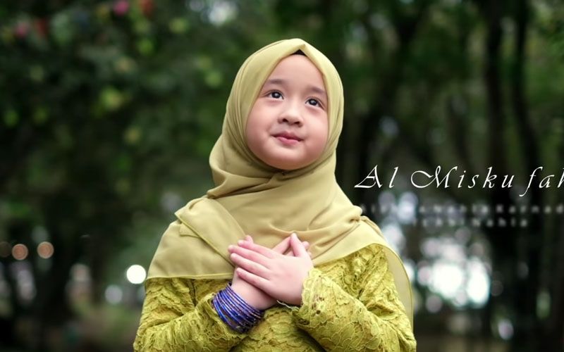 Lirik Latin dan Arti Al Misku Fah - Aishwa Nahla ft. Abi Nahla