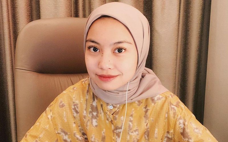 10 Fakta Menarik Tsana, Sosok Dibalik Rintik Sedu Sekaligus Novel Geez & Ann