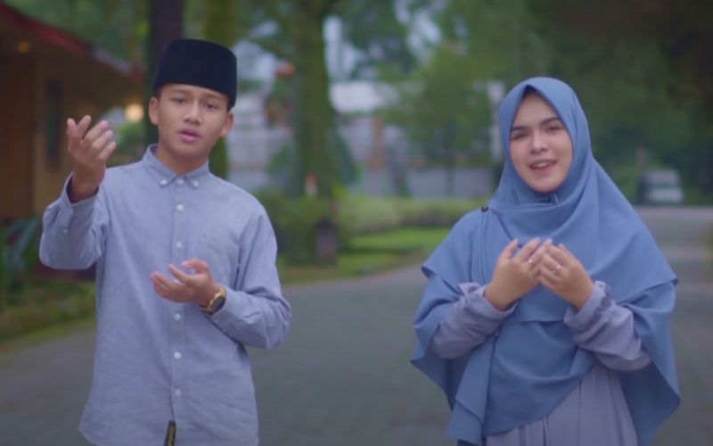 Lirik dan Terjemahan Lagu Isyfa'lana - Nada Sikkah ft. Cepi