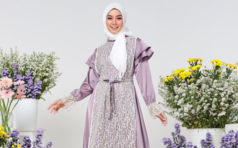 Jilbab hingga Tunik, Yuk Initp 11 Inspirasi OOTD untuk Ramadhan Ini