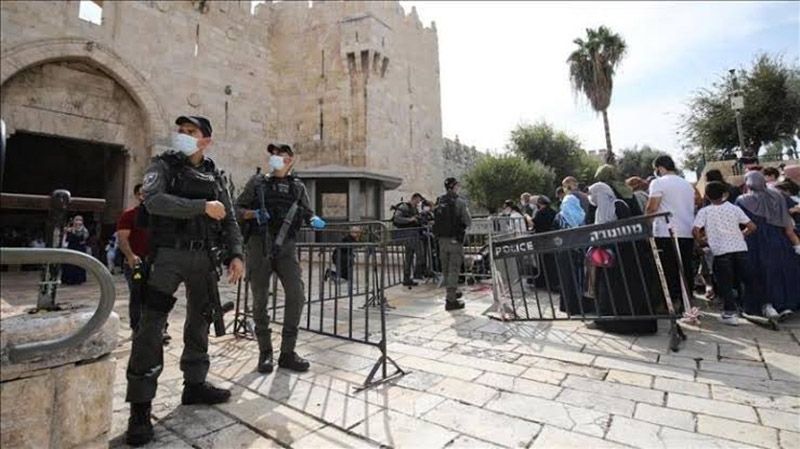 Polisi Israel Larang Jamaah Salat di Masjid Al Aqsa