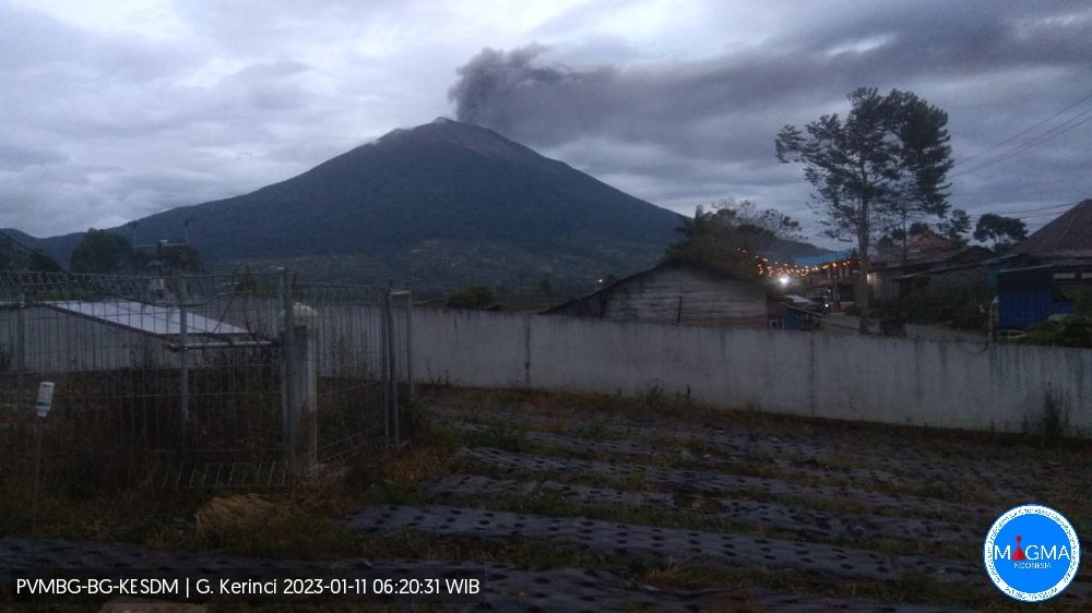Waspada Erupsi Gunung Kerinci, Jalur Pendakian Ditutup Sementara
