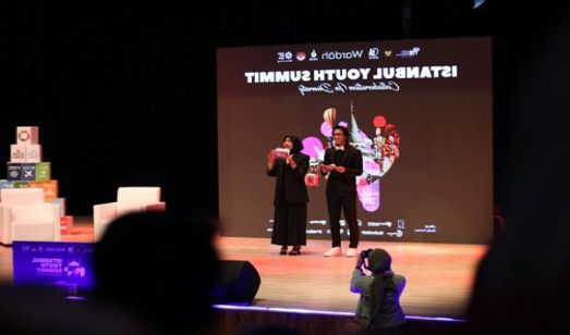 Selaras dengan Misi, Paragon Corp Turut Serta Mendukung Perkembangan Sosial dalam Perhelatan Istanbul Youth Summit 2023 di Turki