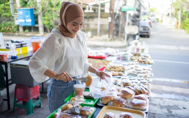 Arti Takjil : Tradisi dan Budaya Berbuka Puasa di Indonesia
