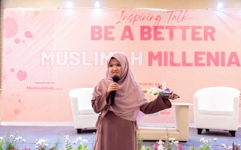 Muslimahdaily.com Meluncurkan Chat AI untuk Para Muslimah Indonesia