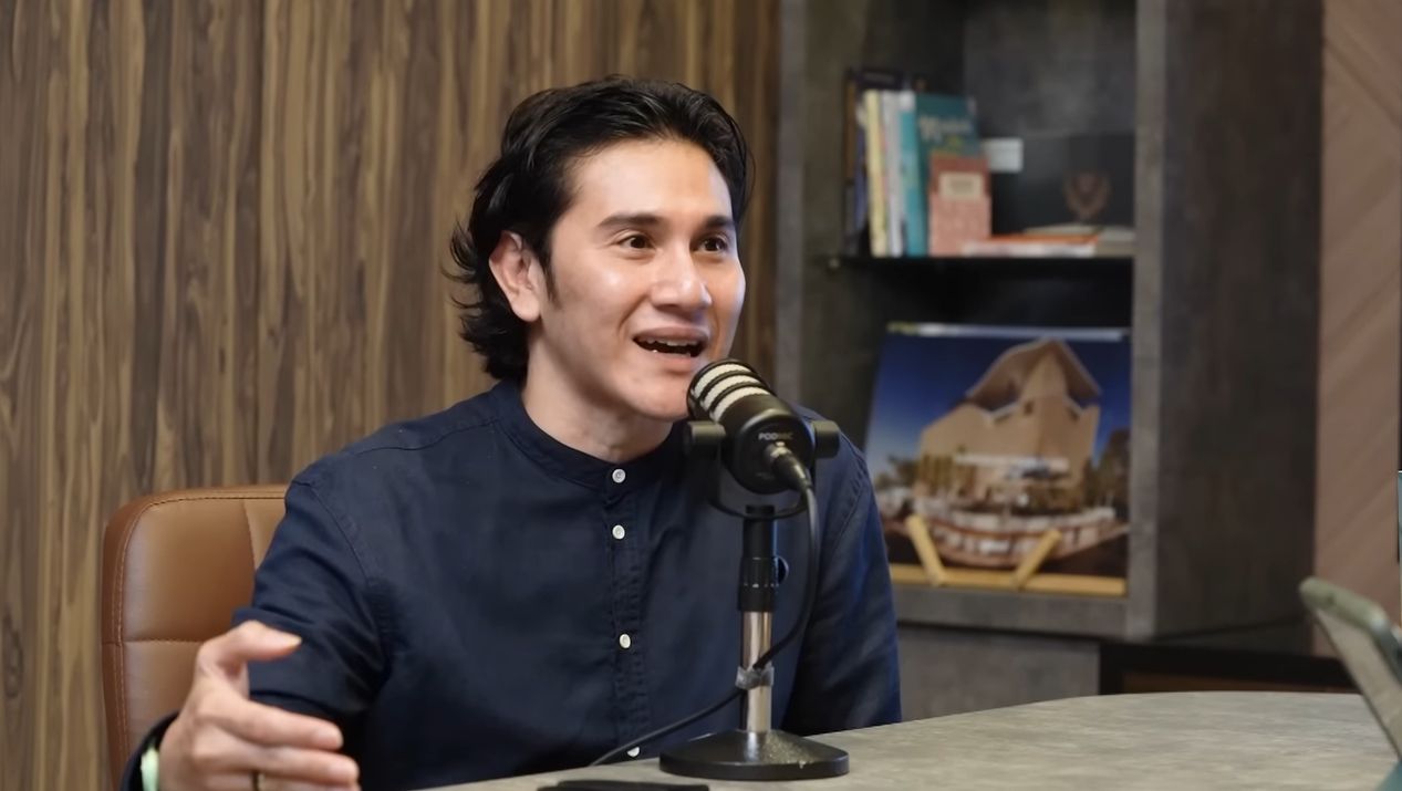 Cerita Vino G Bastian Belajar Mengenal Buya Hamka Lebih Dalam untuk Perannya