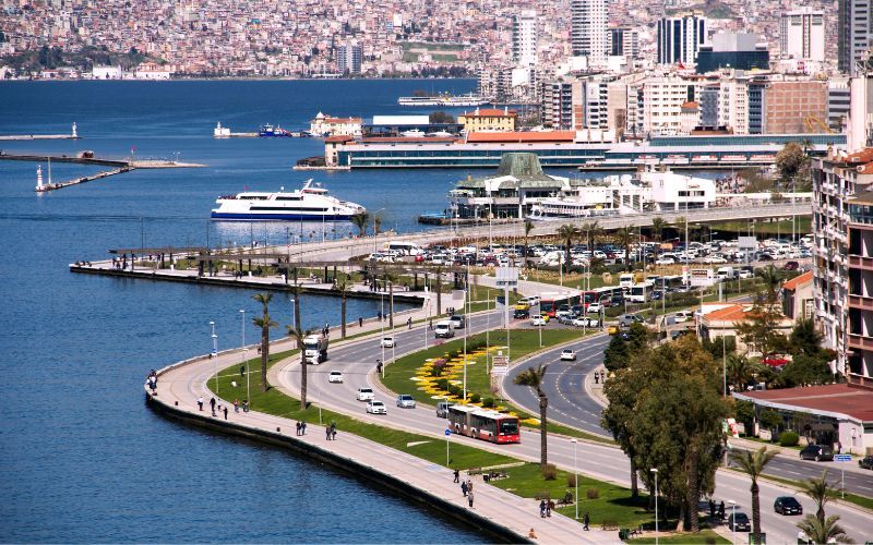 Masuk Sebagai Kota Terbaik 2024, Berikut Deretan Keindahan di Kota Izmir, Turki!