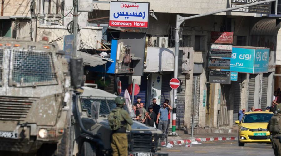 Krisis Gaza Kian Parah, Donald Trump Gelar Pertemuan Penting di Gedung Putih