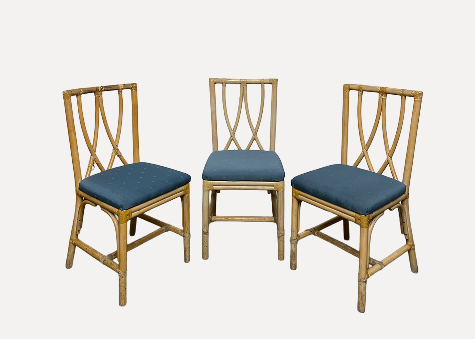 Seating/chair-dining/Multiple/agzrybvs5hcogje3d8bu