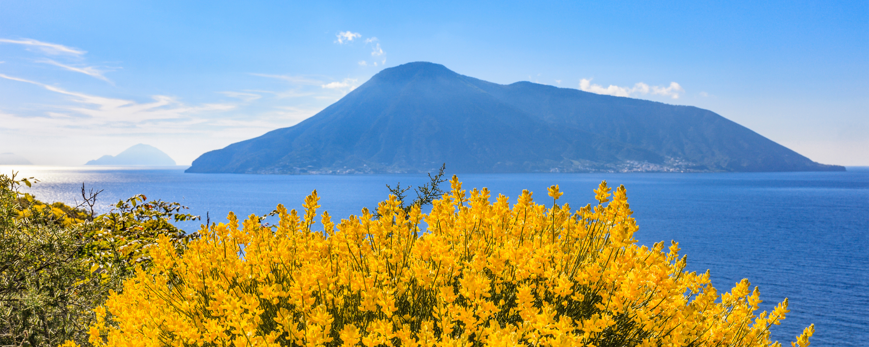 Noleggio catamarano alle Isole Eolie