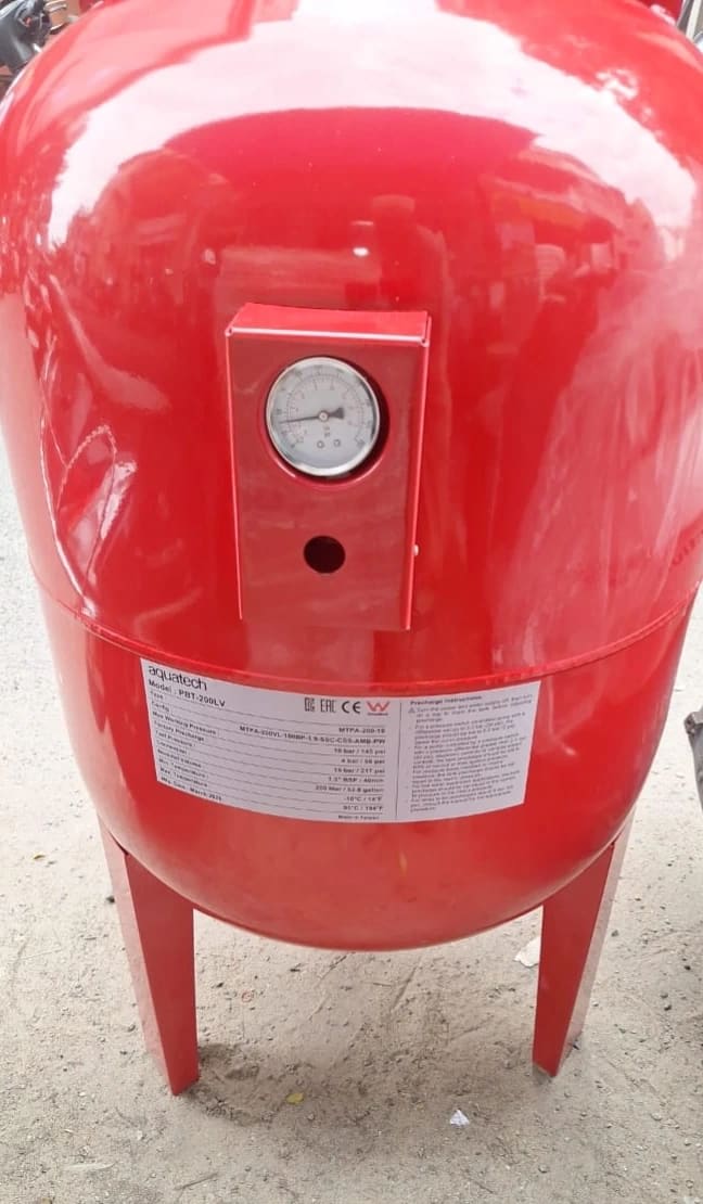 Aquatech 200 Litre Pressure Booster Tank image 2