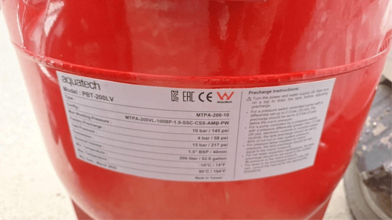 Aquatech 200 Litre Pressure Booster Tank — view 3