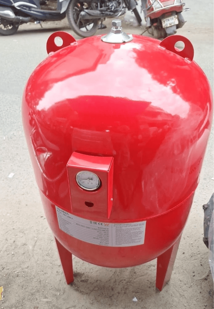 Aquatech 200 Litre Pressure Booster Tank