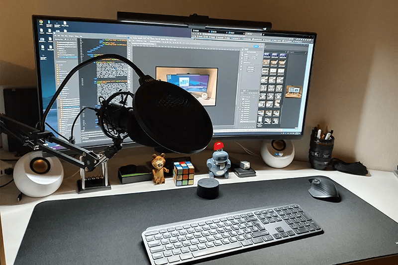 desk setup 2023