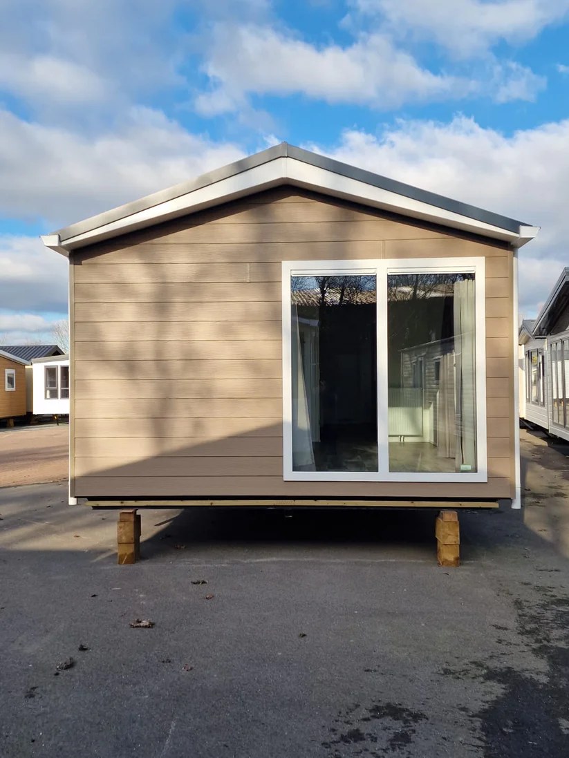 Unmöbliertes Mobilheim mit 3 Schlafzimmern - 8