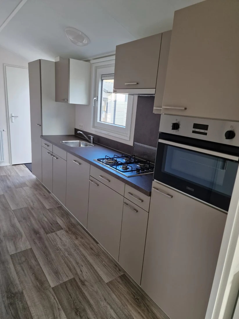 Unmöbliertes Mobilheim mit 3 Schlafzimmern - 9