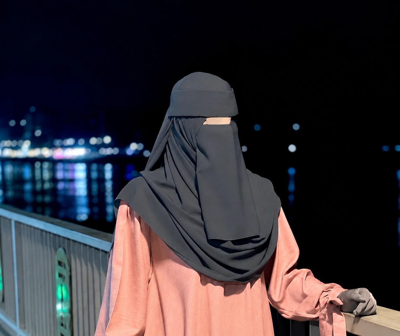 طقم نقاب ايثار خمس قطع رمادي 38 2م * 1م -نقاب 30سم