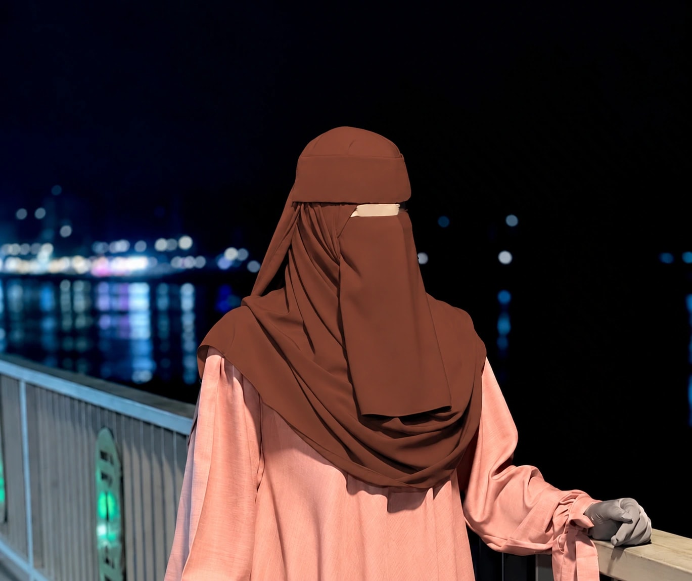 طقم نقاب ايثار خمس قطع هافان 33 2م * 1م -نقاب 30سم