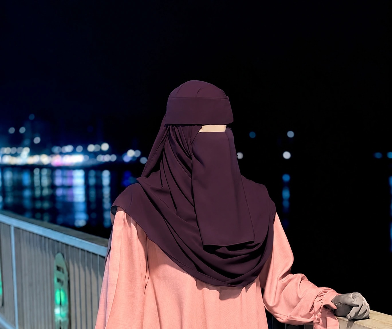 طقم نقاب ايثار خمس قطع اسود 2م * 1م -نقاب 30سم