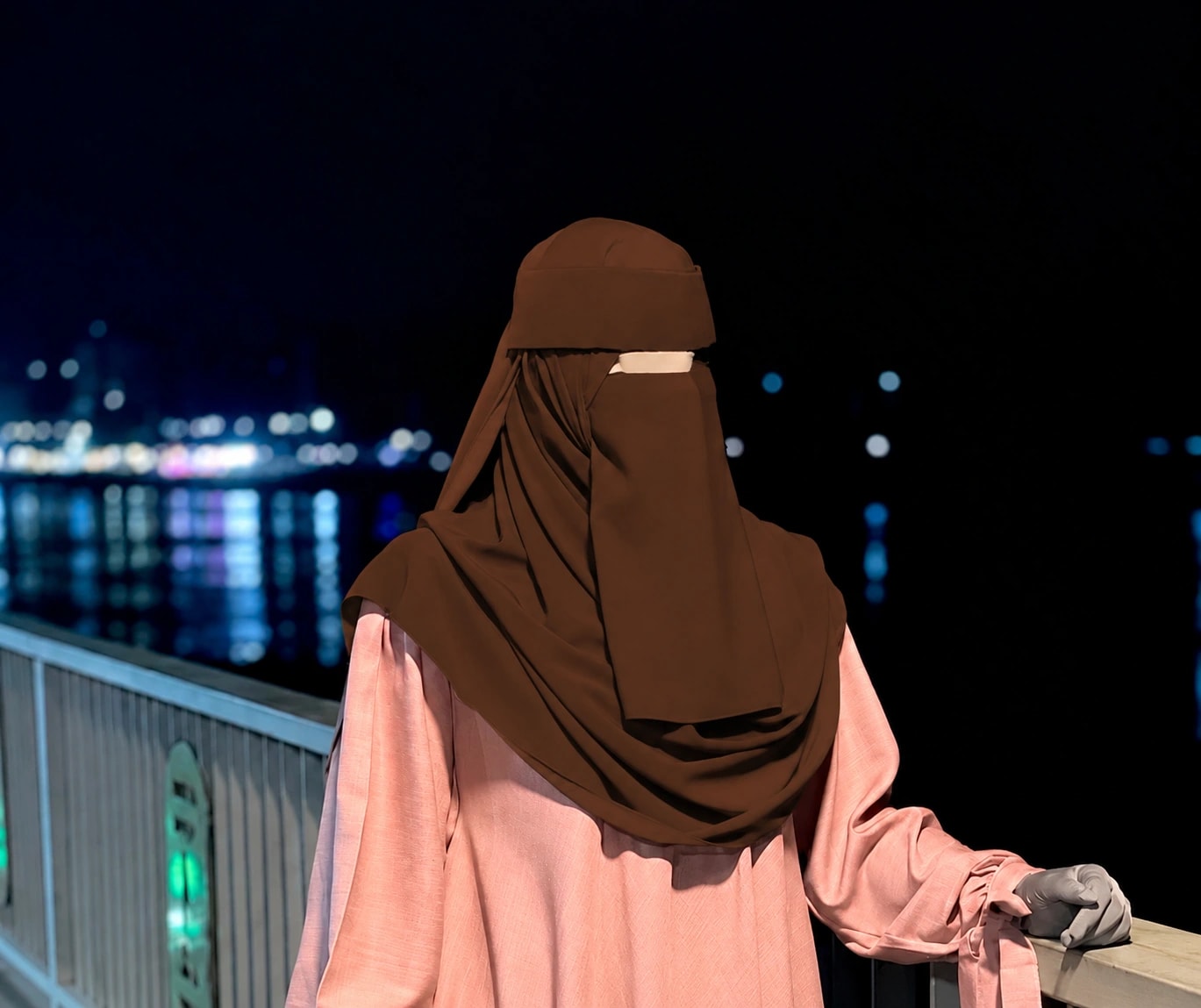 طقم نقاب ايثار خمس قطع برجاندي 2م * 1م -نقاب 30سم