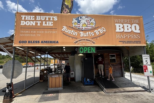 Bustin' Butts BBQ