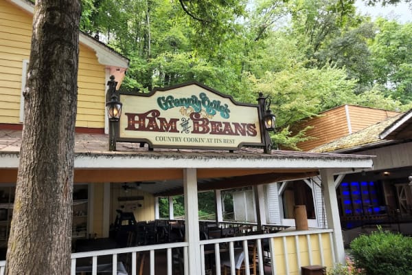Granny Ogle's Ham 'n' Beans